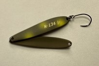 R-134jr　マットダークブラウンイエローF